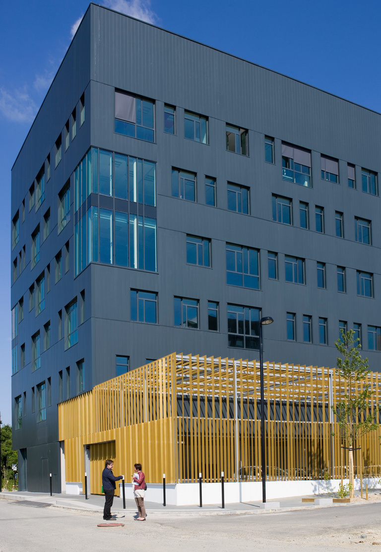 Carta - Reichen et Robert Associates - 104Q5828∏ Caroline_SATTLER.jpg