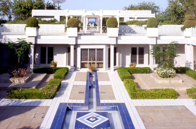 Carta - Reichen et Robert Associates - RRA_DOHA_RÇalisation_patio2.jpg